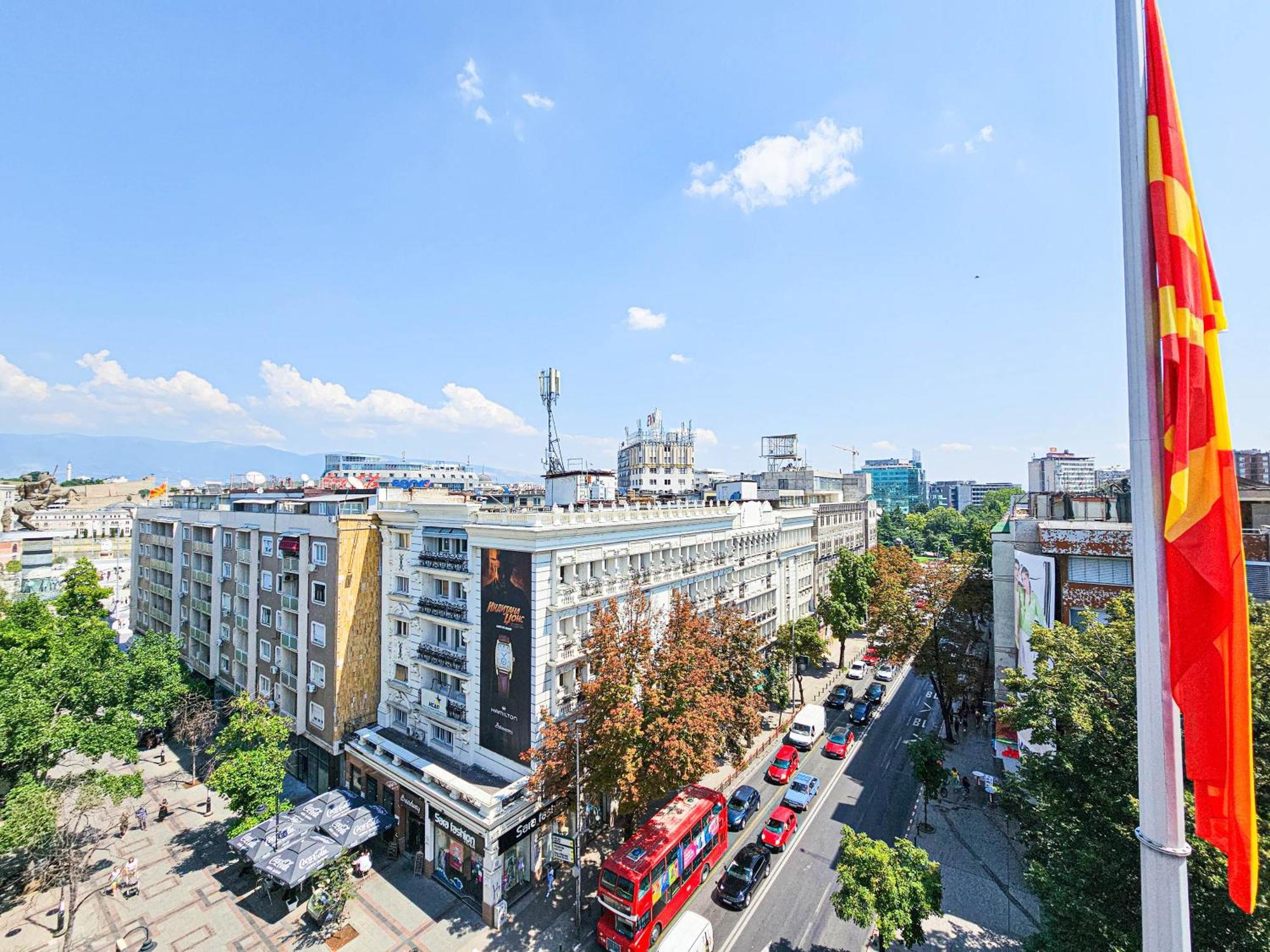 Rooftop Apartment At Mainsquare Skopje Exterior foto